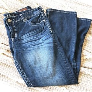 Maurice’s X-Short Jeans with Fading Detail